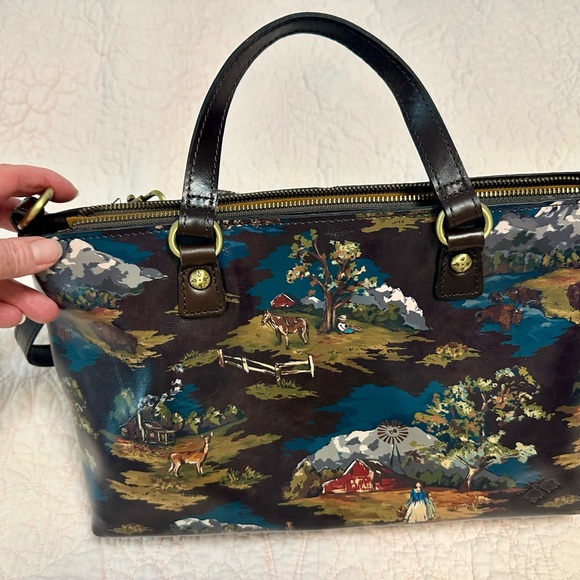 Patricia Nash Handbags - NWT Patricia Nash Montana Prairie Skies Scenic Toile Print Leather Handbag
